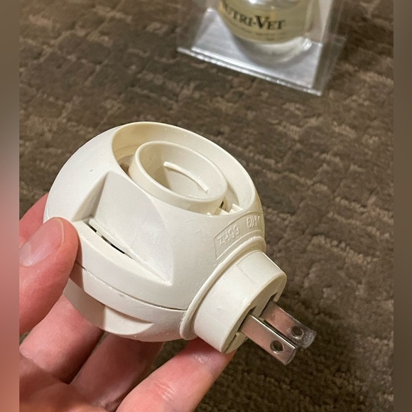 New NUTRI-VET PET-EASE NATURAL CALMING DIFFUSER REFILL FOR CATS - AS IS - Picture 5 of 8